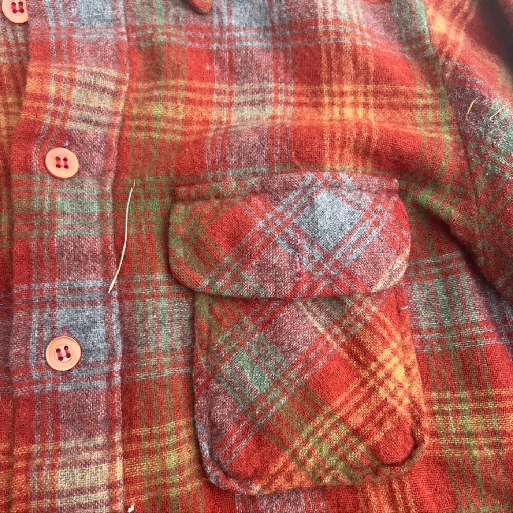 ** Vintage 1970s Richman Bros Red Green Plaid Wool Button Front Shirt S - Picture 9 of 11